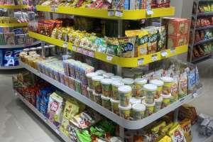 Bắp mỹ rang bơ Cali Popcorn và Ăn Vặt Ngon Top Deli đã chính thức có mặt tai hệ thống siêu thị sách Nhân Văn